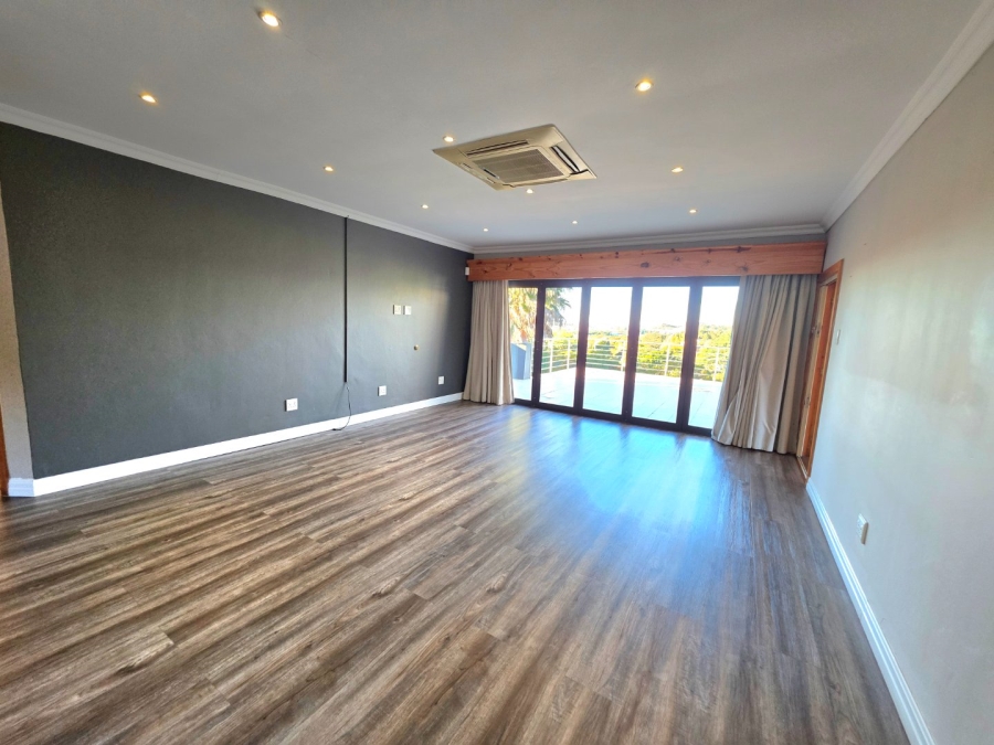 4 Bedroom Property for Sale in Eureka Free State